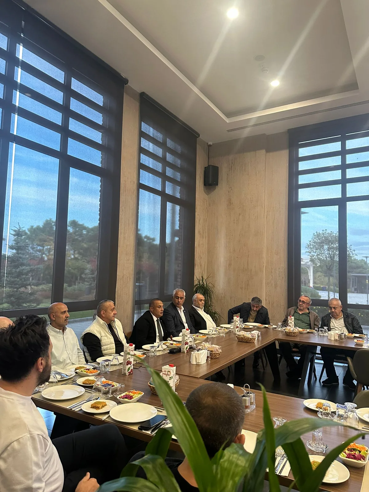 C311 Durağı Esnafıyla Akşam Yemeğinde İstişare — 1